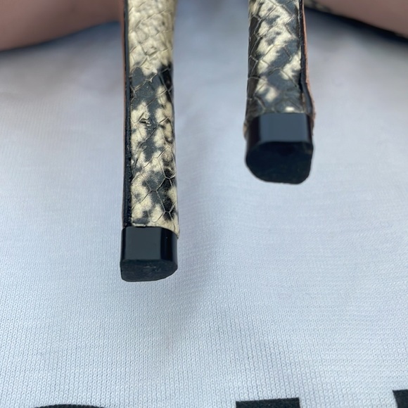 SCHUTZ Ashley BOOTS size 6.5  medium Made In Brazil Leather Sole snake print - Picture 11 of 12